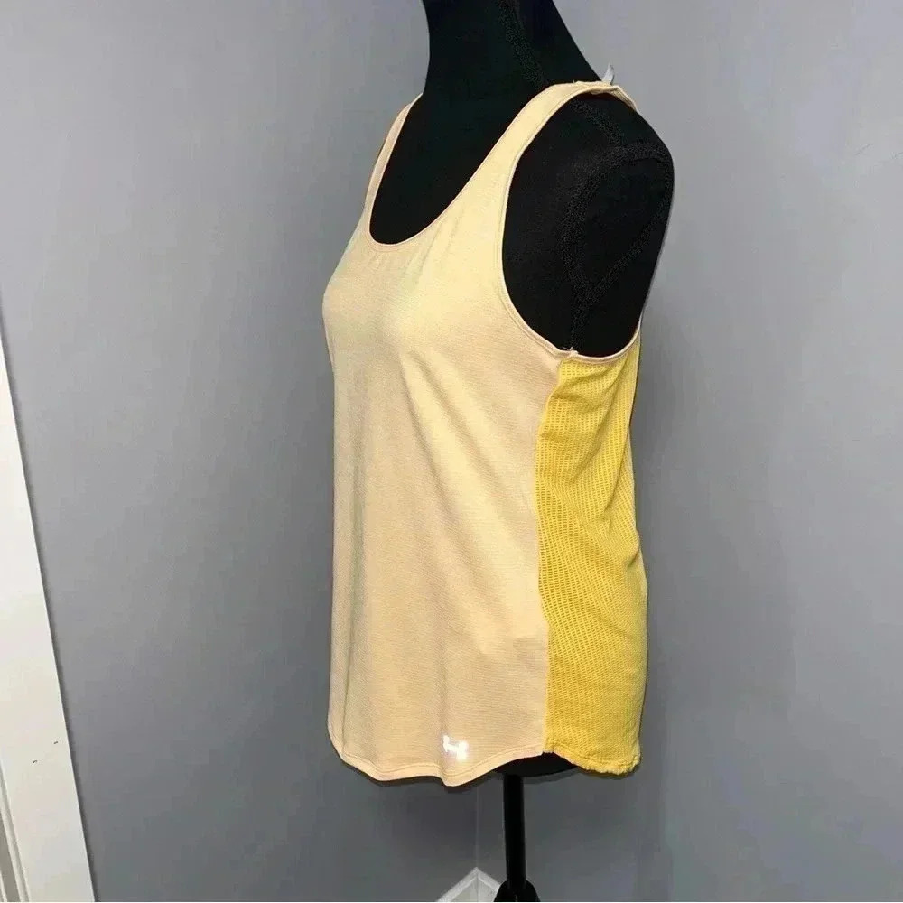 Under Armour Tank - Picture 2 of 6